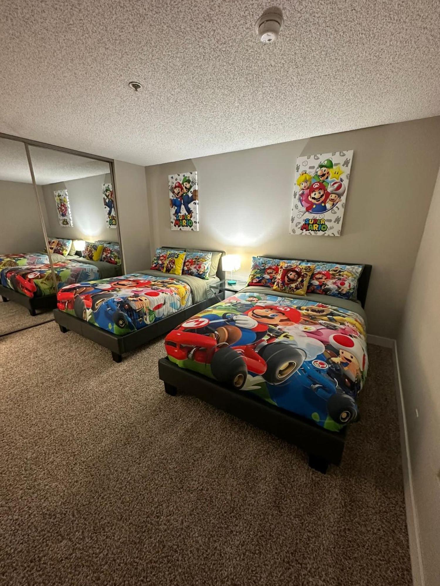 Hollywood Apartment Mario&Gucci With Pool Los Angeles Exteriör bild